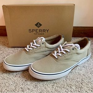 Sperry Men’s Halyard CVO Salt Washed Sneakers. New in box 11.5 W - Khaki